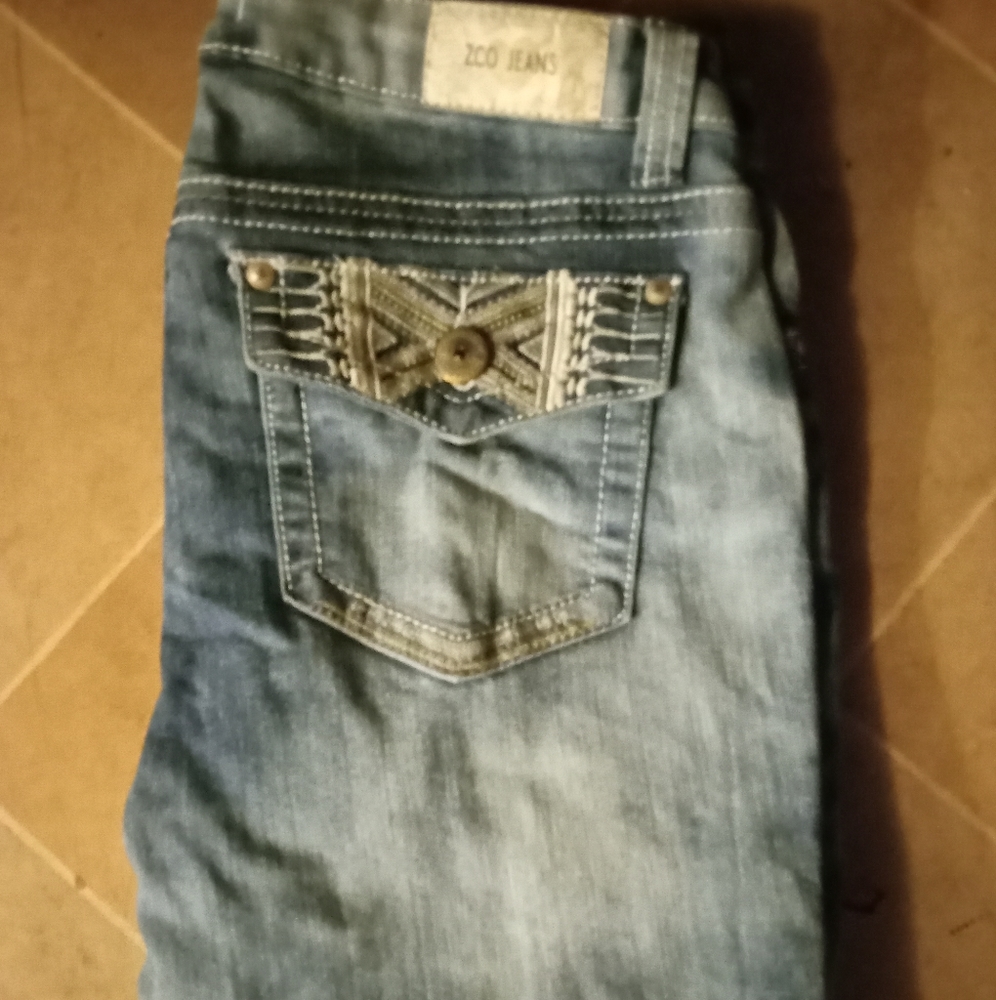 Woman's Zco capri